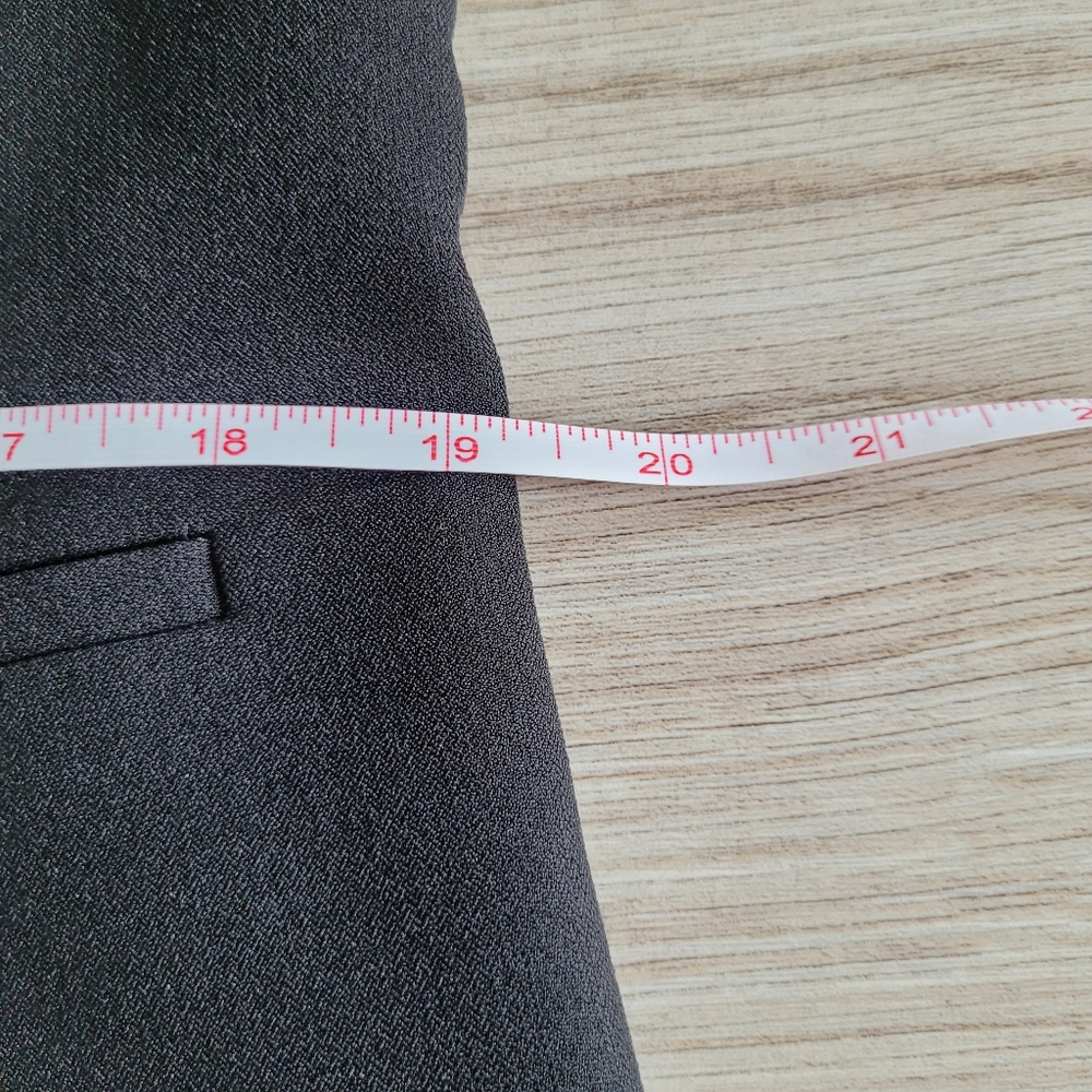 Kasper Sewn Detail Sleek Feminine Fit Black Corporate Business Suit Jacket 12 - Picture 6 of 10